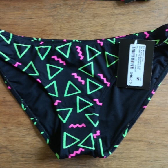 🌺NWT Skinny Dip Bikini🌺 - Picture 5 of 5